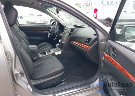 2010 Subaru Legacy 3.6R Limited z USA, uszkodzony, nr VIN 4S3BMDJ64A2220531